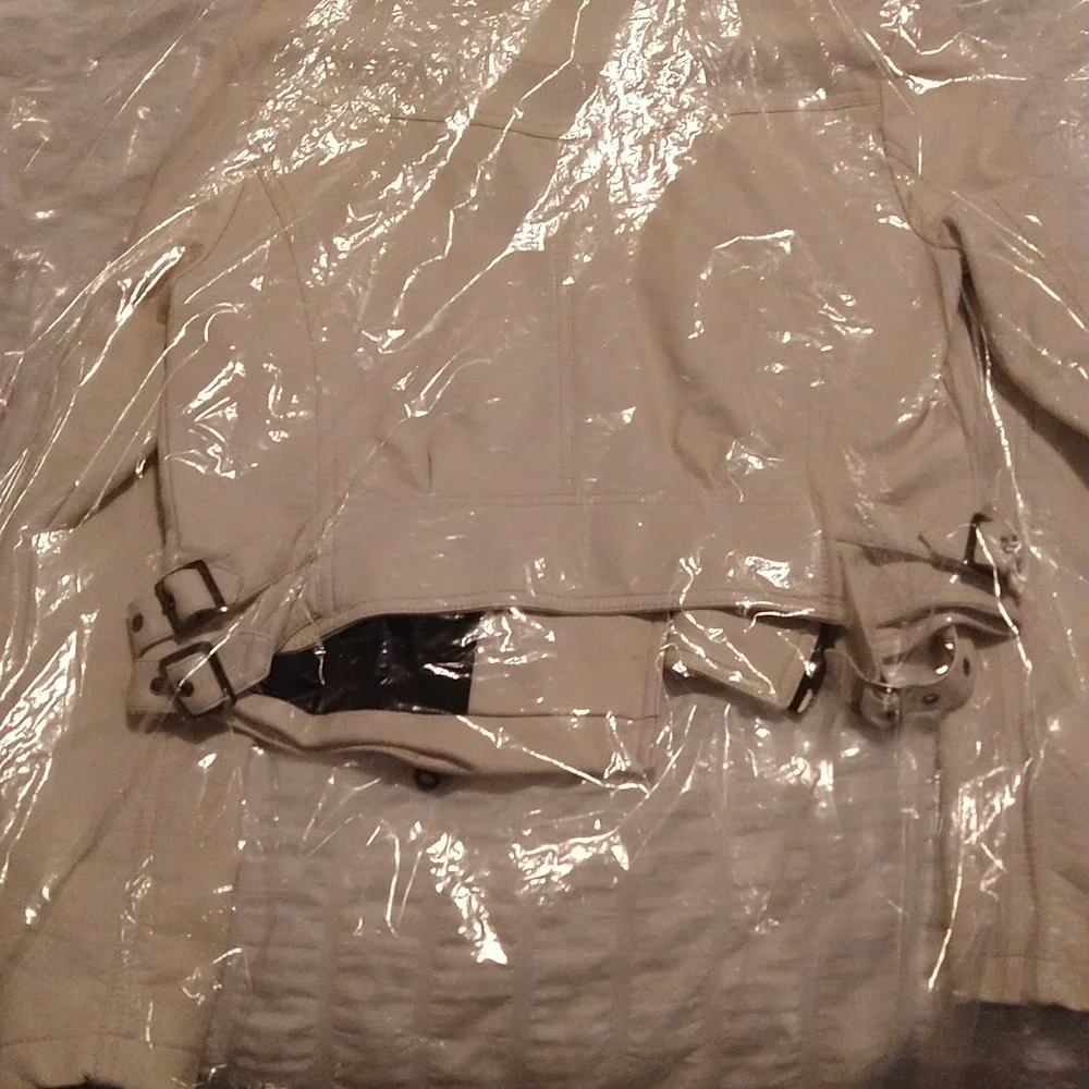 Jacket - Picture 10 of 13